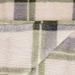 Simply Everyday Check Sherpa Throw - Green -General Home Store 388700 green check sherpa throw 4
